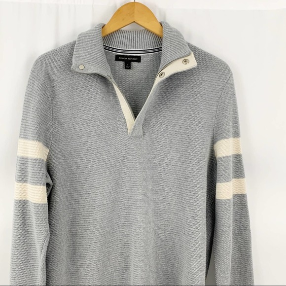 Banana Republic Grey & White Pullover Swea… - Picture 3 of 9
